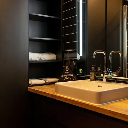 Rioca Posto 3 4* München