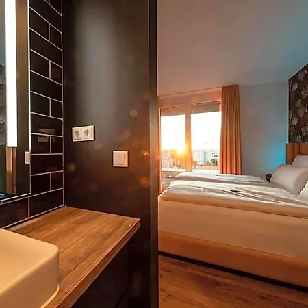 Rioca Posto 3 Apartmanhotel München